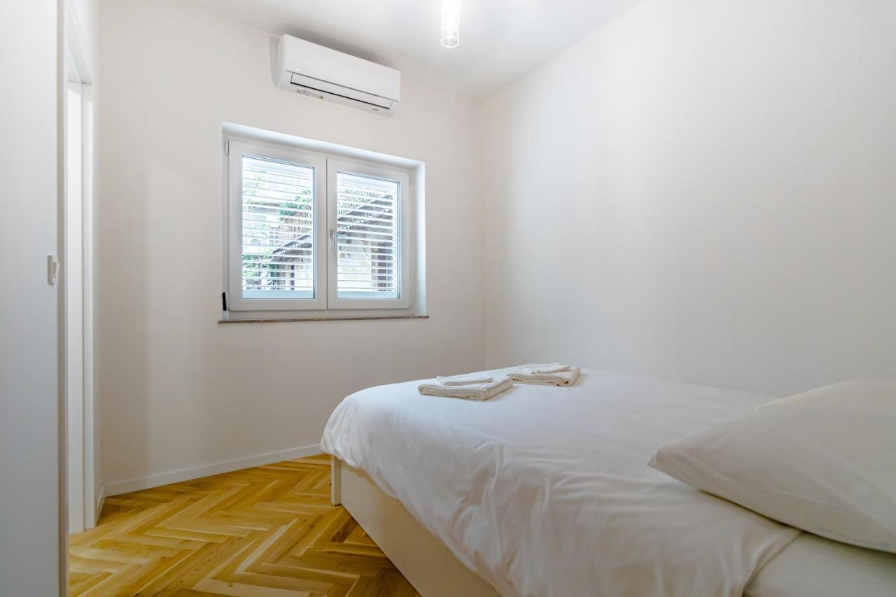 Appartamento Tkalcha Studio Deluxe Zagabria Esterno foto