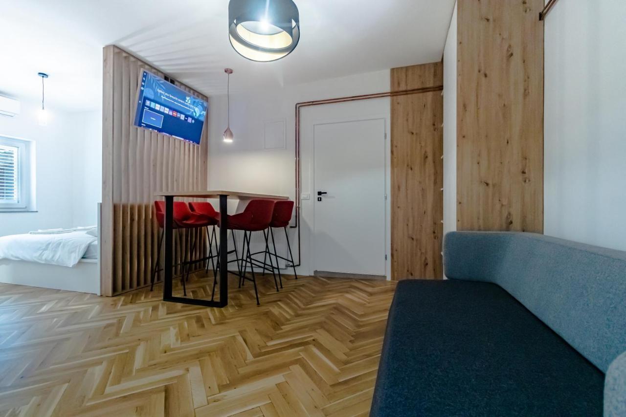 Appartamento Tkalcha Studio Deluxe Zagabria Esterno foto